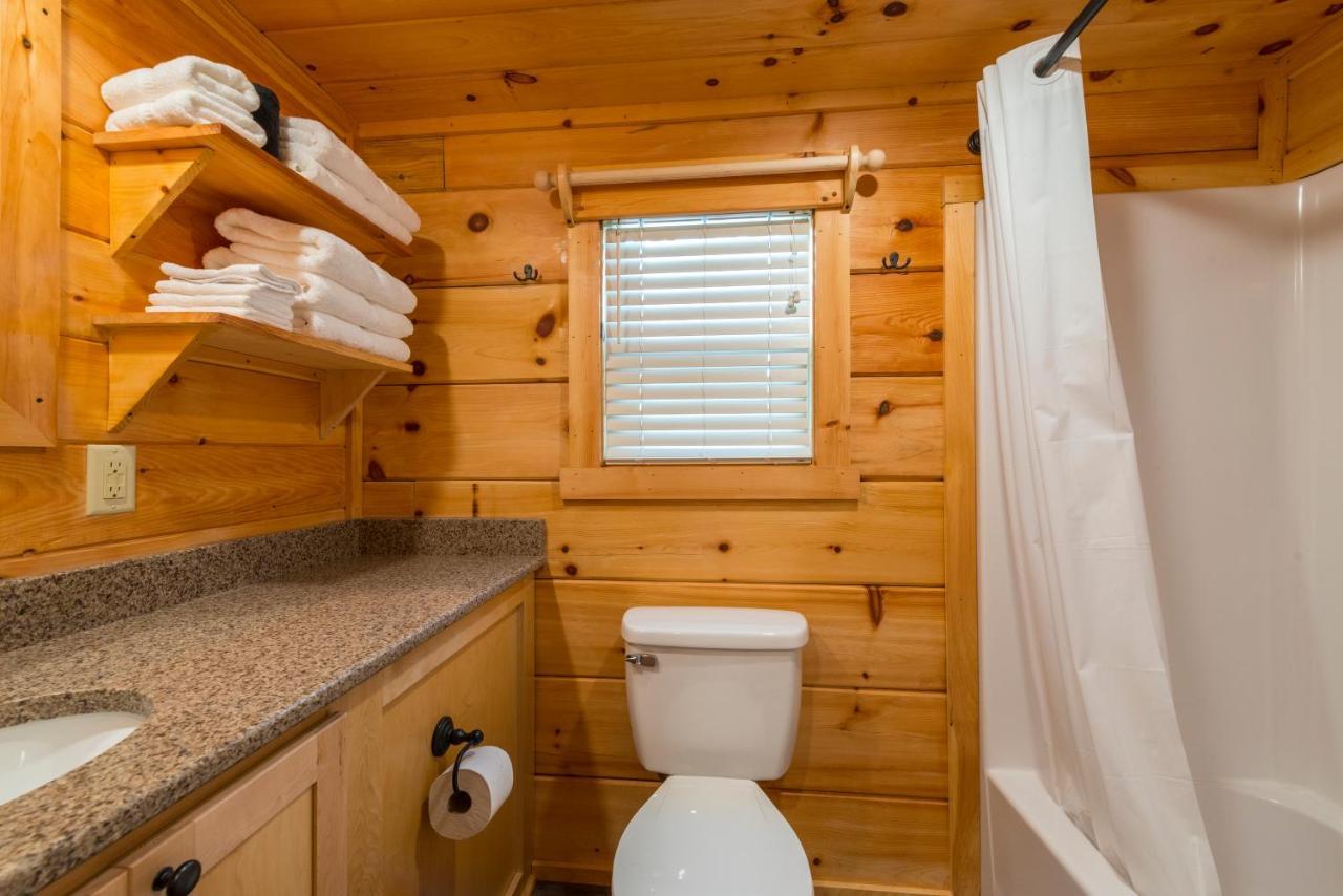 Great Escapes Rv Resort Bryan College Station ภายนอก รูปภาพ