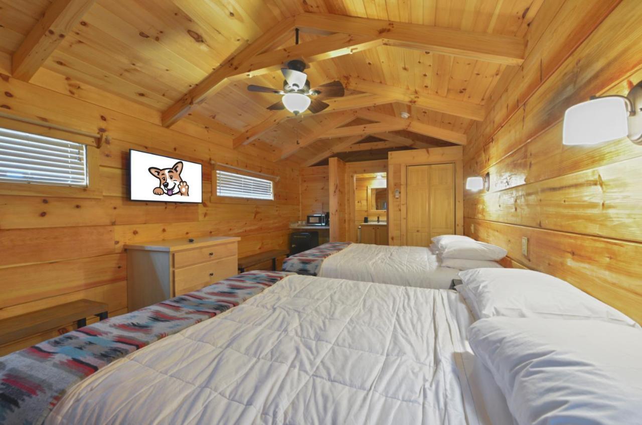 Great Escapes Rv Resort Bryan College Station ภายนอก รูปภาพ